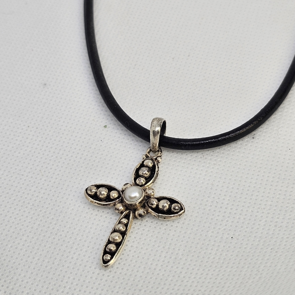 Silpada Sterling Silver Credence Pearl Cross Necklace Retired